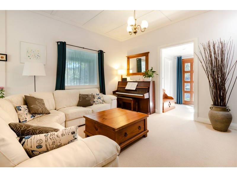 22 Oak Road, Matcham NSW 2250