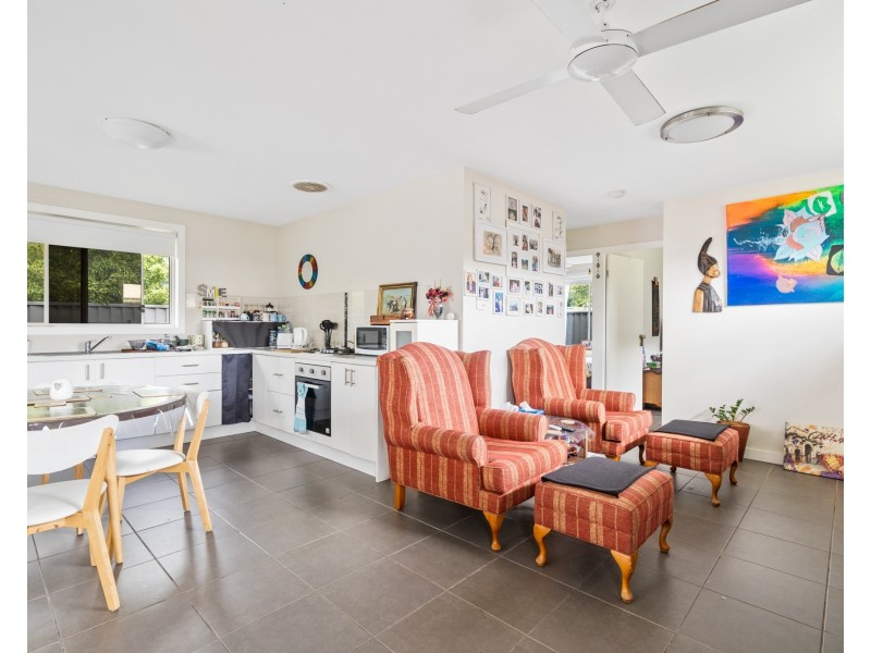 20 Windsor Road, Berkeley Vale NSW 2261