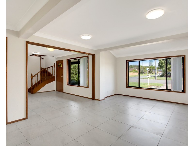 26 Rushby Street, Bateau Bay NSW 2261