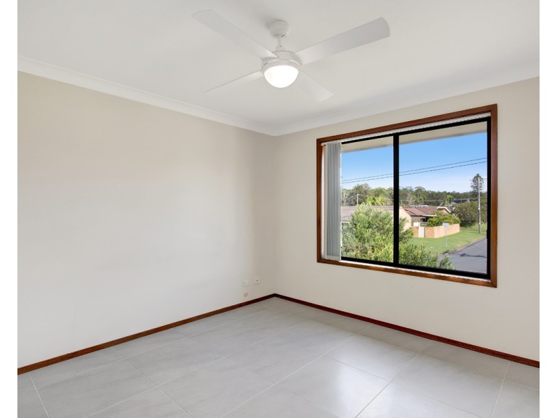 26 Rushby Street, Bateau Bay NSW 2261