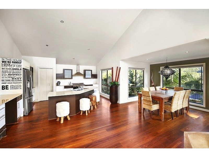 15 Robusta Close, Erina NSW 2250