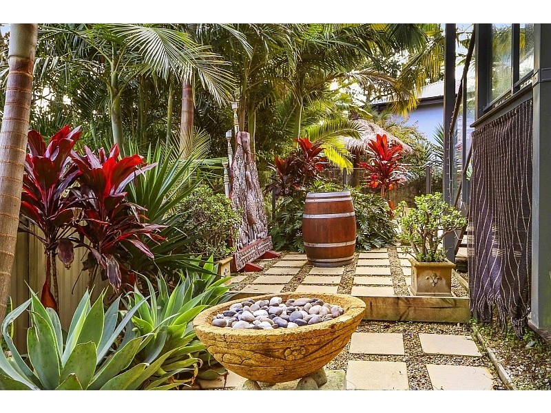 15 Robusta Close, Erina NSW 2250