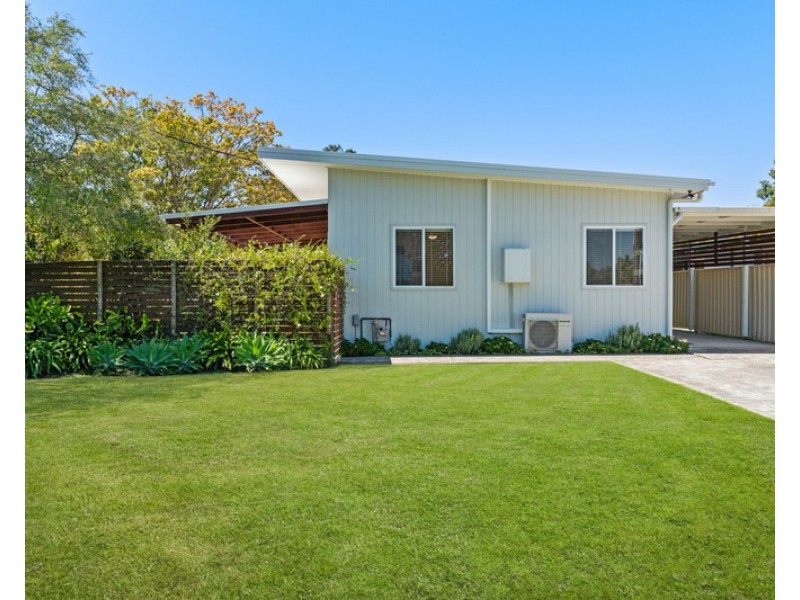 1a Nerissa Road, Erina NSW 2250