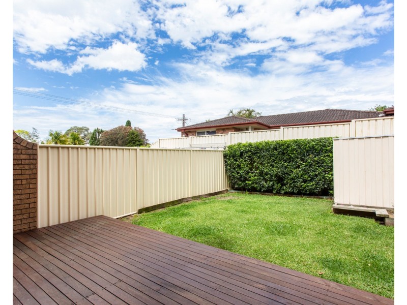 2/14 Russell Street, East Gosford NSW 2250