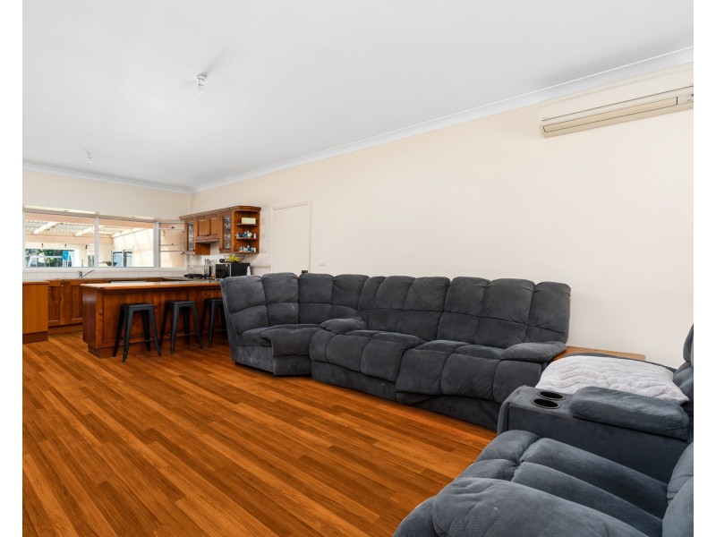 12 Yeddenba Avenue, Blue Bay NSW 2261