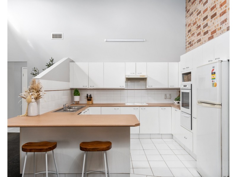 8/8 McLennan Street, Narara NSW 2250