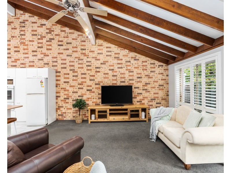 8/8 McLennan Street, Narara NSW 2250