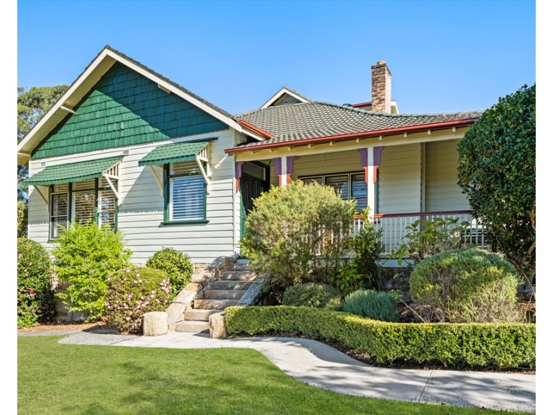 18 Georgia Avenue, Wyoming NSW 2250