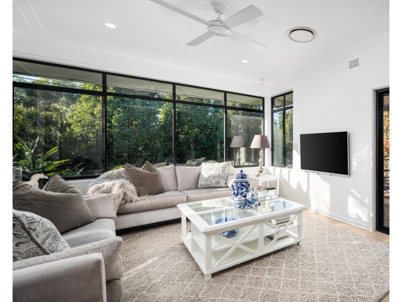 548 The Entrance Road, Erina Heights NSW 2260