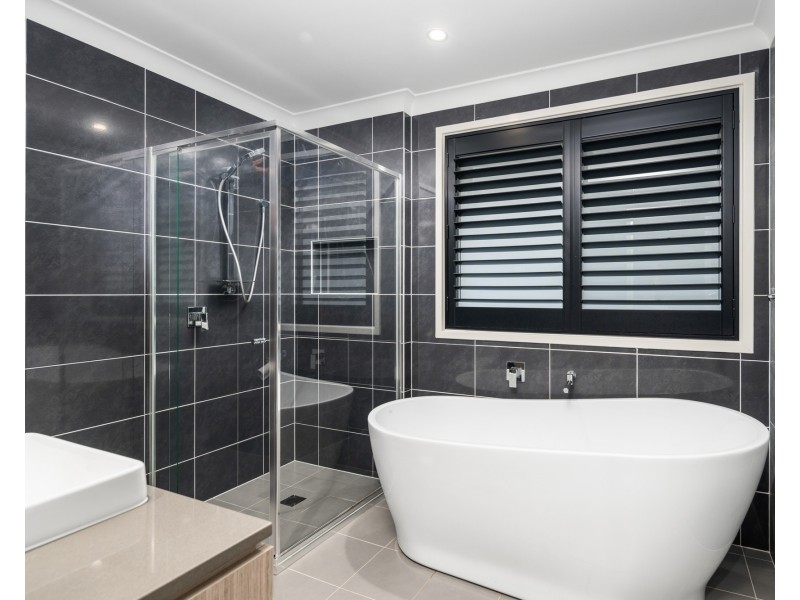 16 Kemp Close, Springfield NSW 2250