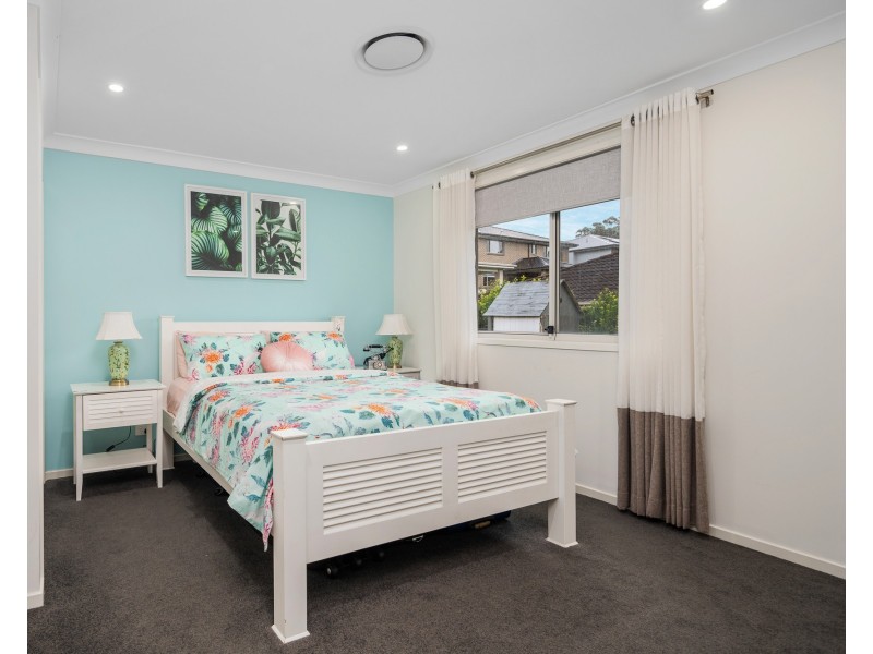 16 Kemp Close, Springfield NSW 2250