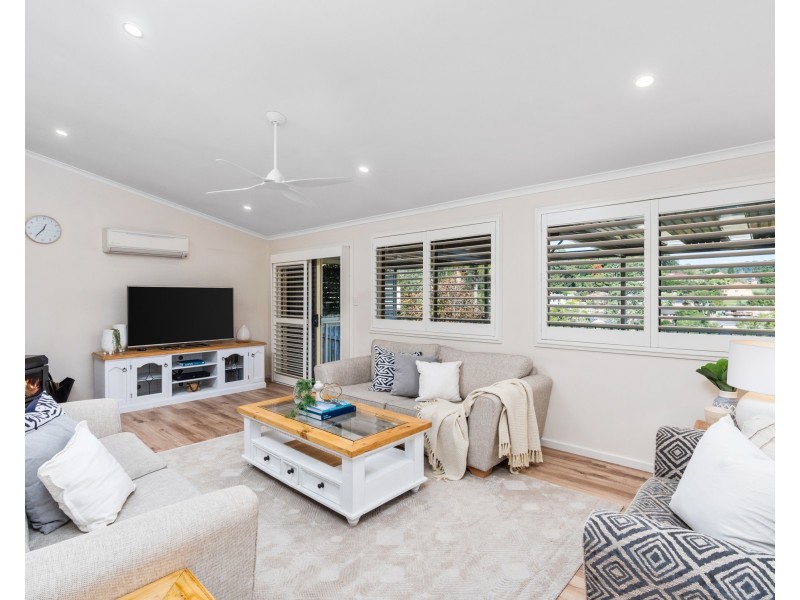 38 Woodview Avenue, Lisarow NSW 2250