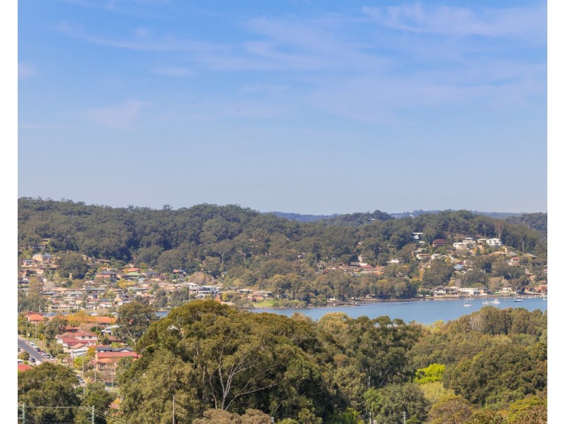 252/80 John Whiteway Drive, Gosford NSW 2250