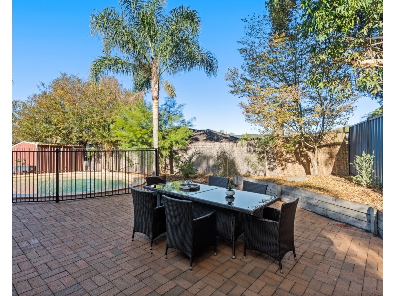 2 Paramount Place, Glenning Valley NSW 2261