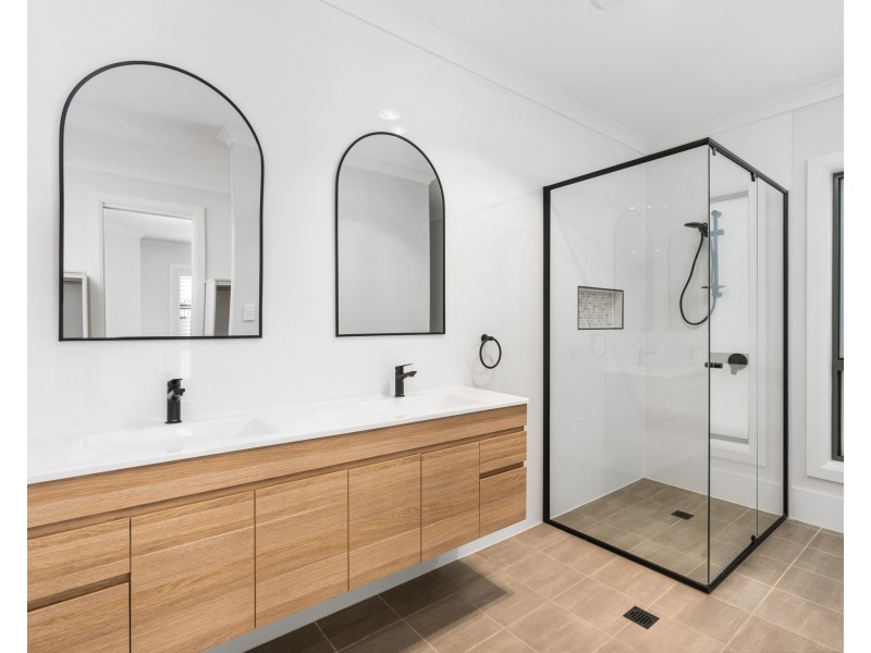 28 Corkwood Street, Berkeley Vale NSW 2261