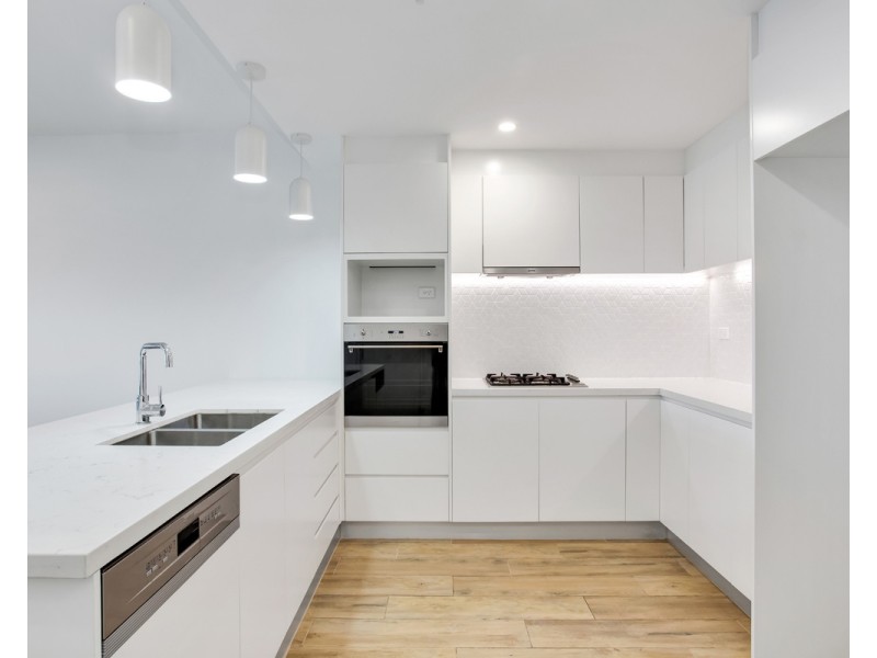 1302/25 Mann Street, Gosford NSW 2250