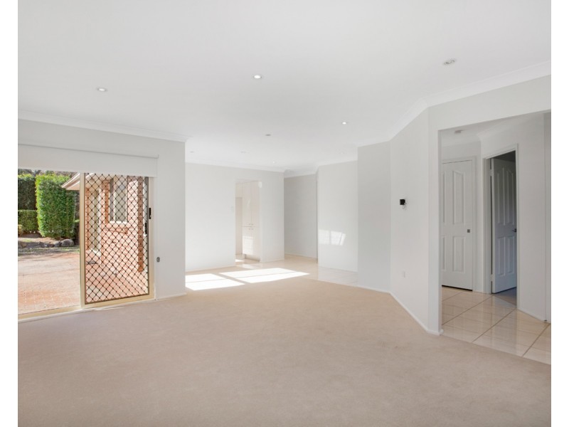 6 Greenvale Road, Green Point NSW 2251