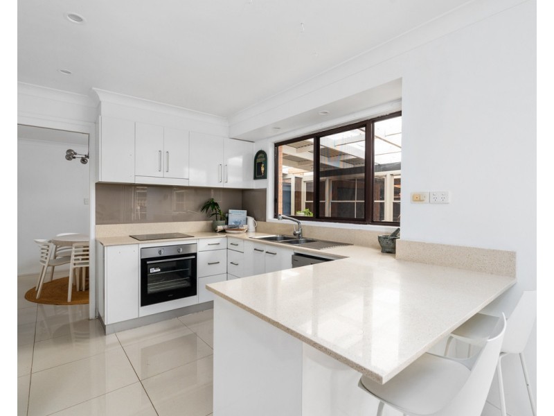 43 Blackbutt Street, Wyoming NSW 2250