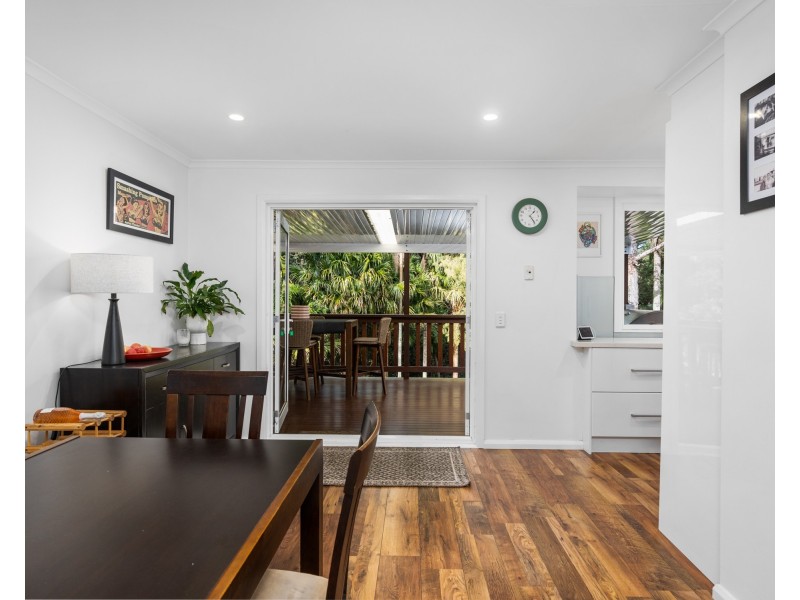 62 Rain Forest Road, Wyoming NSW 2250