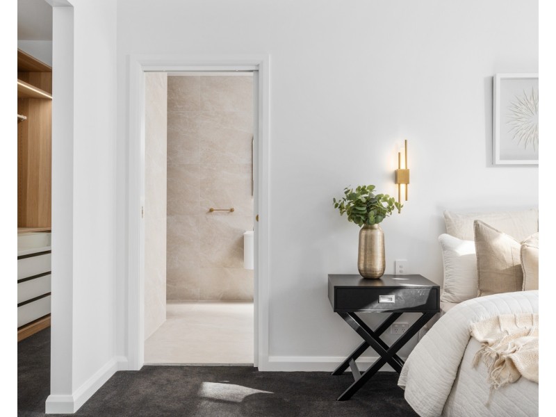 99 Chamberlain Road, Wyoming NSW 2250