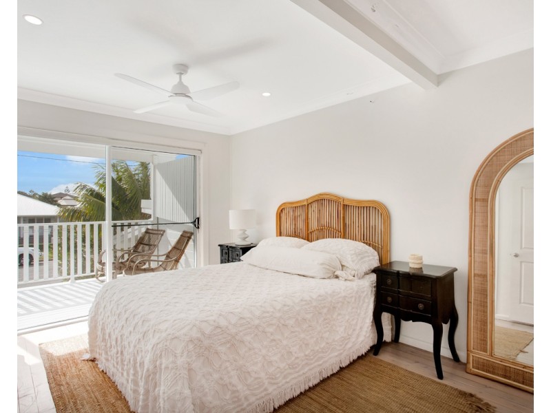 17 Bondi Road, The Entrance North NSW 2261