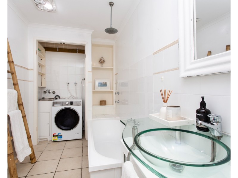 17 Bondi Road, The Entrance North NSW 2261