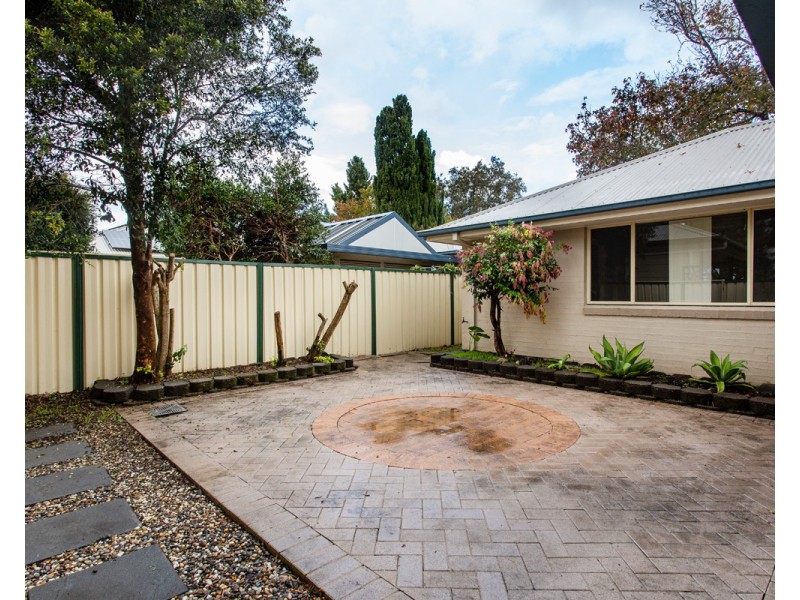 16 Moorlan Avenue, Killarney Vale NSW 2261
