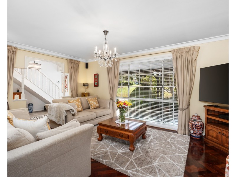20 Settlers Ridge Close, Lisarow NSW 2250