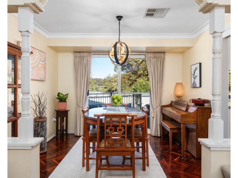 20 Settlers Ridge Close, Lisarow NSW 2250