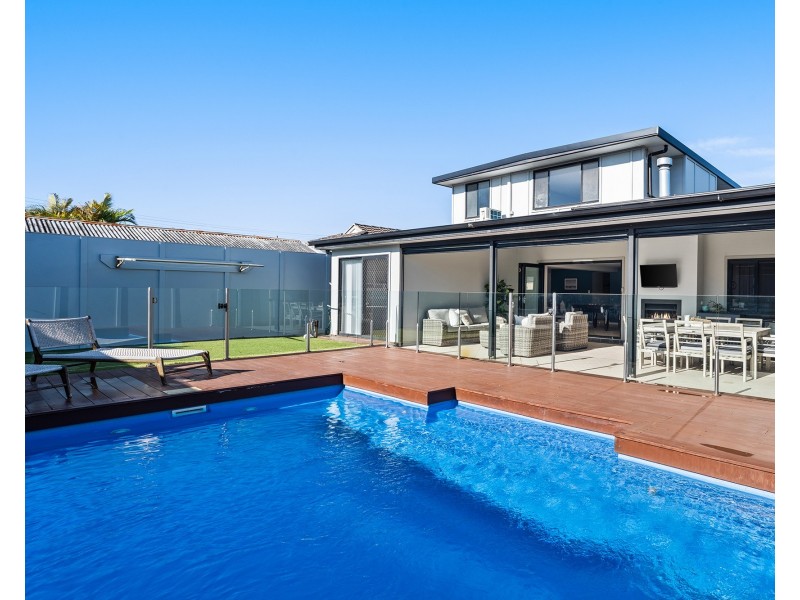 20 Captain Cook Crescent, Long Jetty NSW 2261