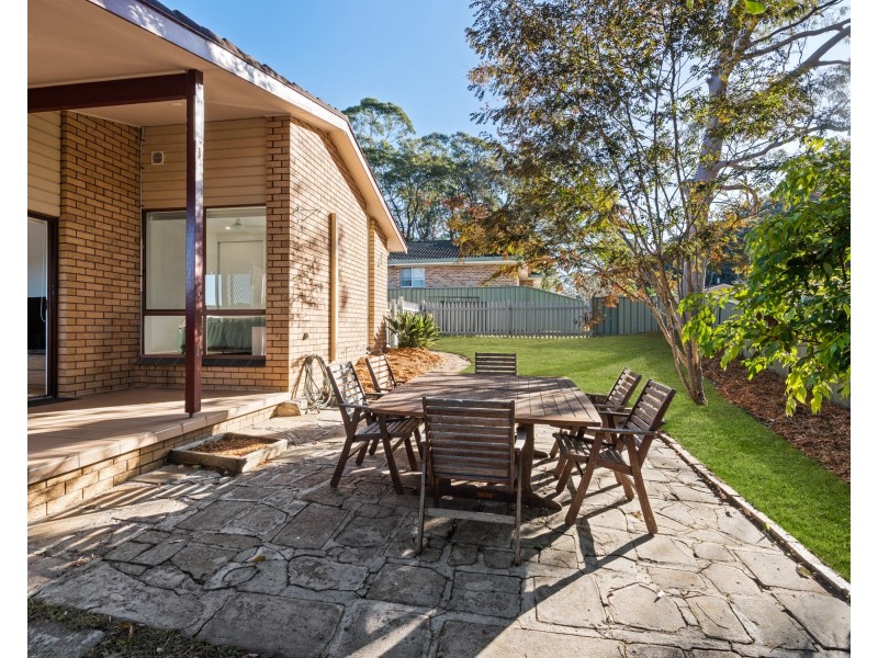 4 Leech Close, Narara NSW 2250