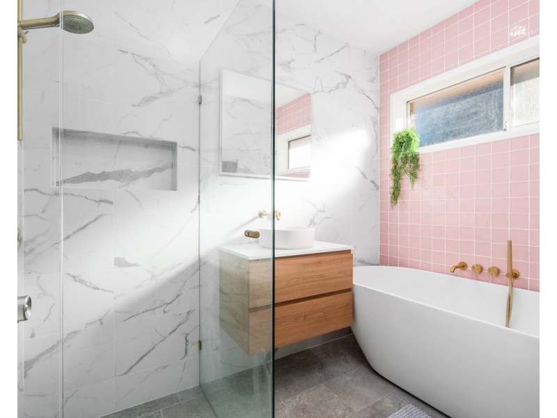 4 Leech Close, Narara NSW 2250