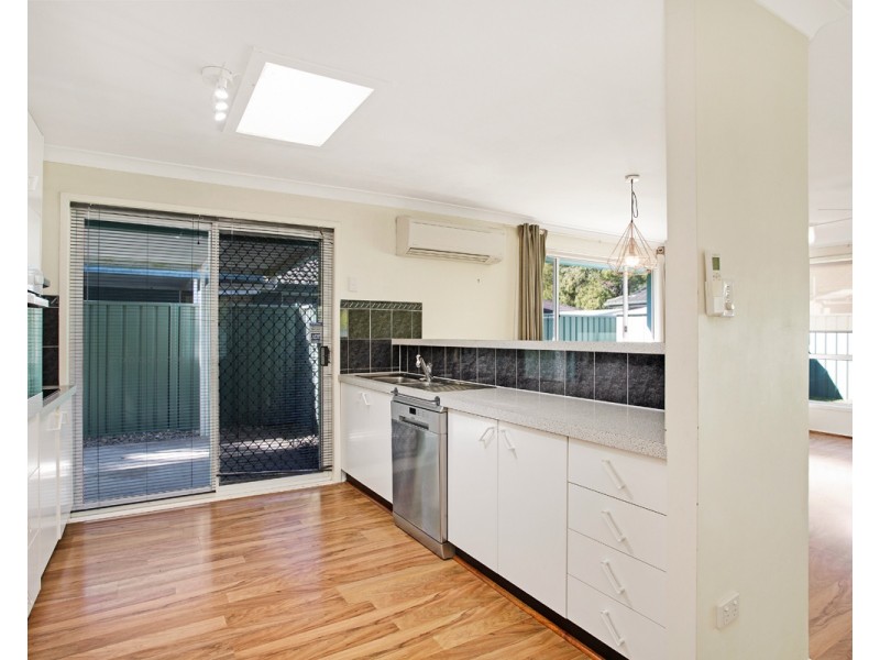 2 Boxwood Close, Ourimbah NSW 2258