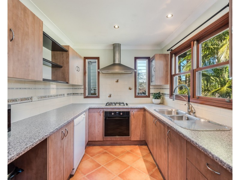 14 Chestnut Street, Wyoming NSW 2250