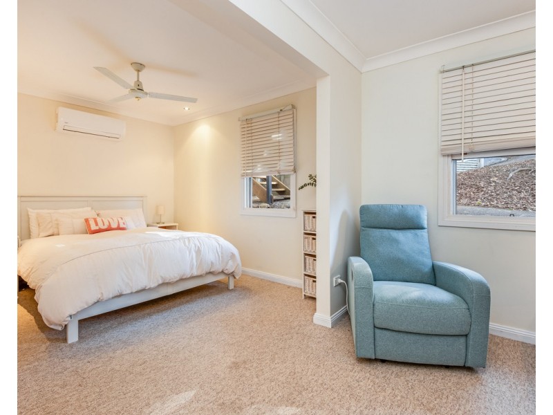 14 Chestnut Street, Wyoming NSW 2250