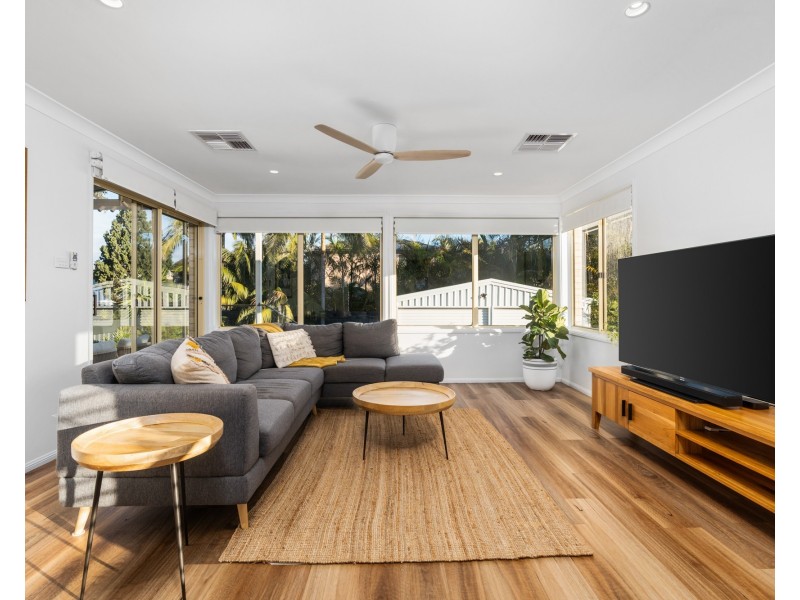 5 Bondi Road, The Entrance North NSW 2261
