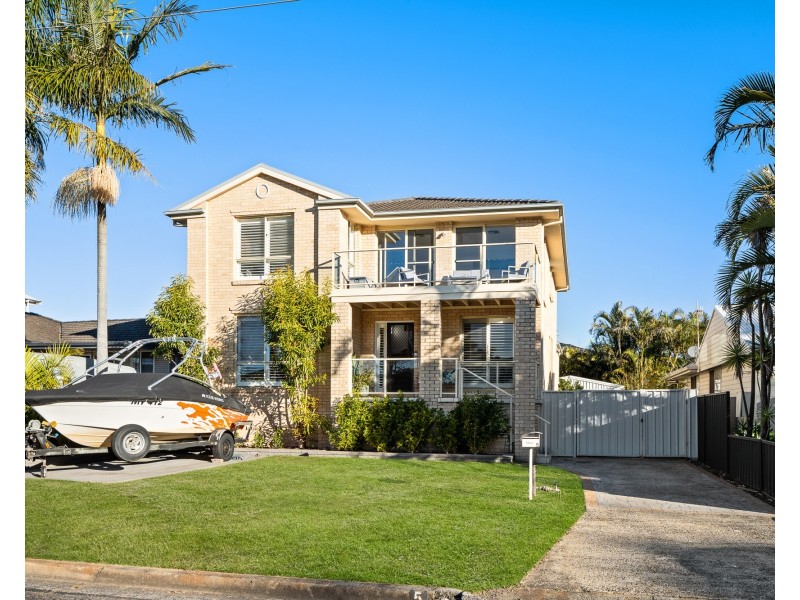 5 Bondi Road, The Entrance North NSW 2261
