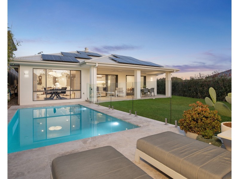 12 Bottlebrush Drive, Berkeley Vale NSW 2261