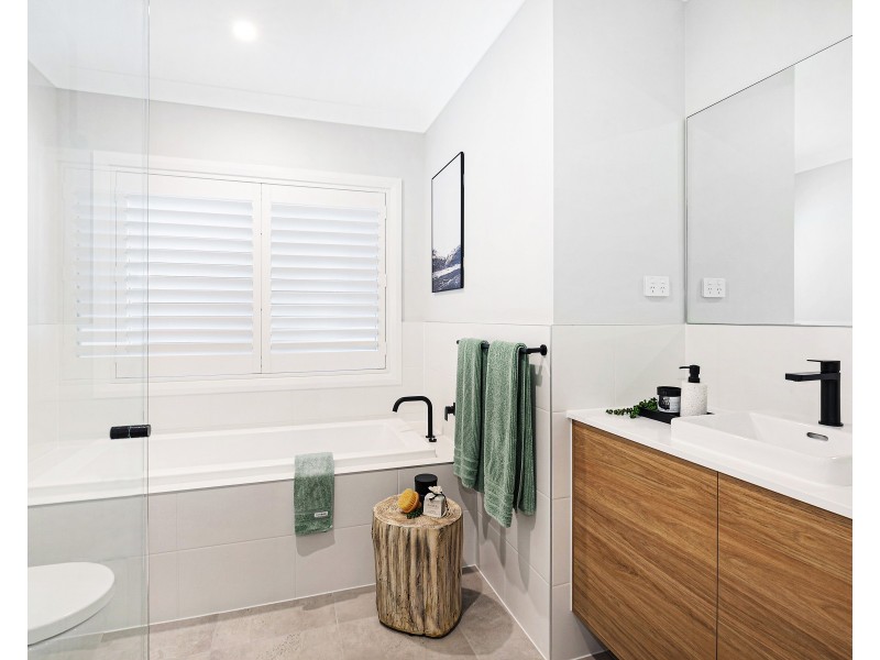 12 Bottlebrush Drive, Berkeley Vale NSW 2261
