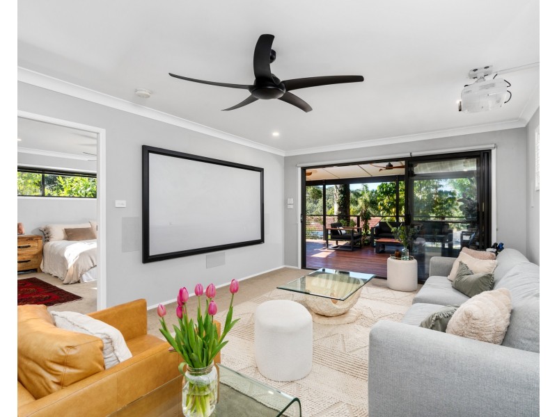 12 Woolard Road, Springfield NSW 2250