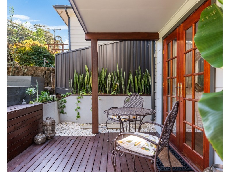 12 Woolard Road, Springfield NSW 2250