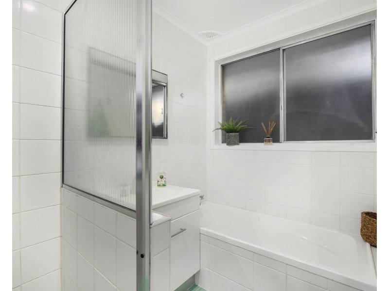 53 Barree Avenue, Narara NSW 2250