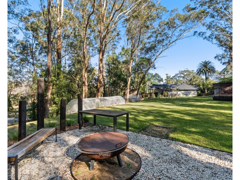5 Erina Valley Road, Erina NSW 2250
