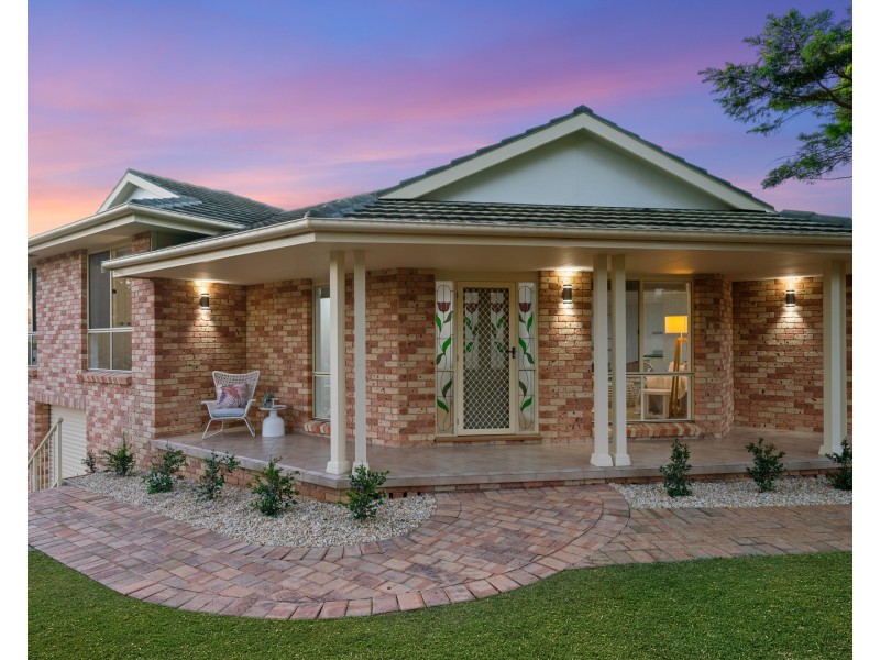 16 Carlson Avenue, Wyoming NSW 2250