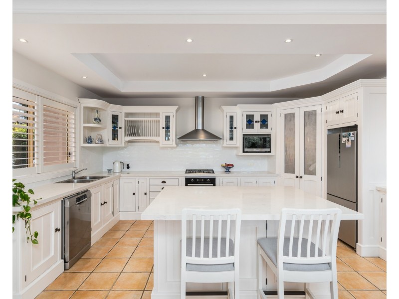 64 Robinia Parade, Springfield NSW 2250