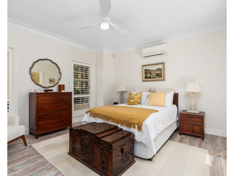 64 Robinia Parade, Springfield NSW 2250