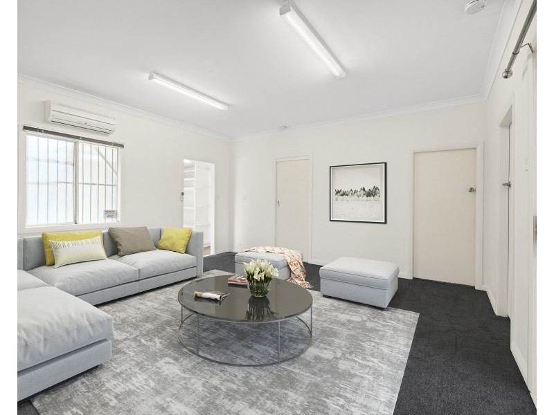 12 Renwick Street, Wyoming NSW 2250