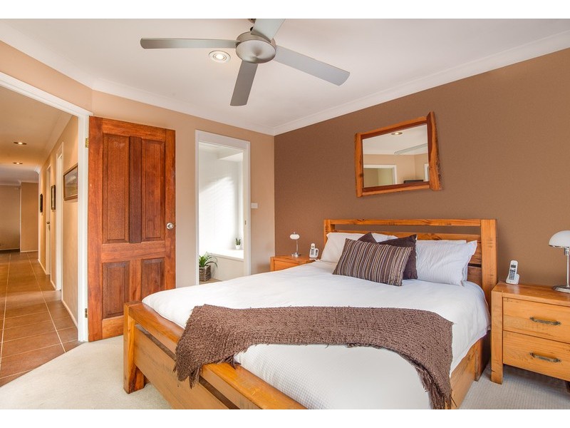 52 James Sea Drive, Green Point NSW 2251