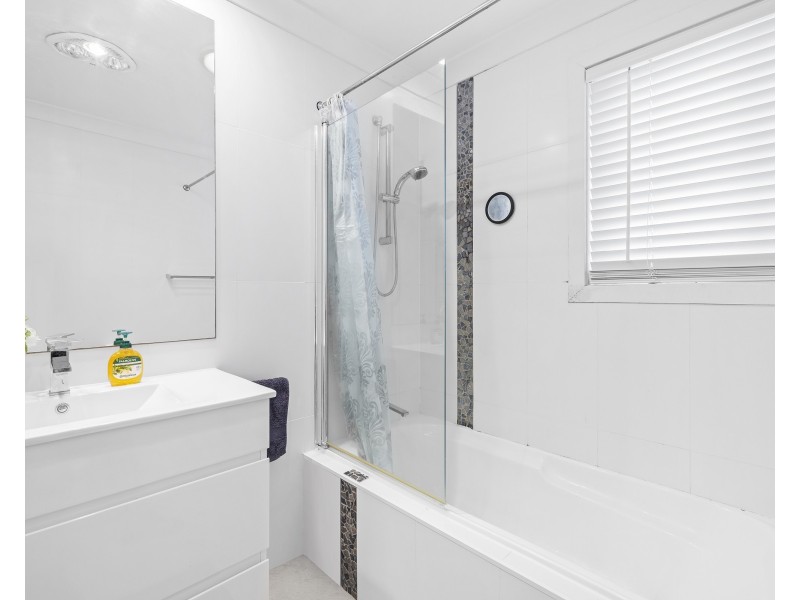 1/4 Mynah Close, Kincumber NSW 2251