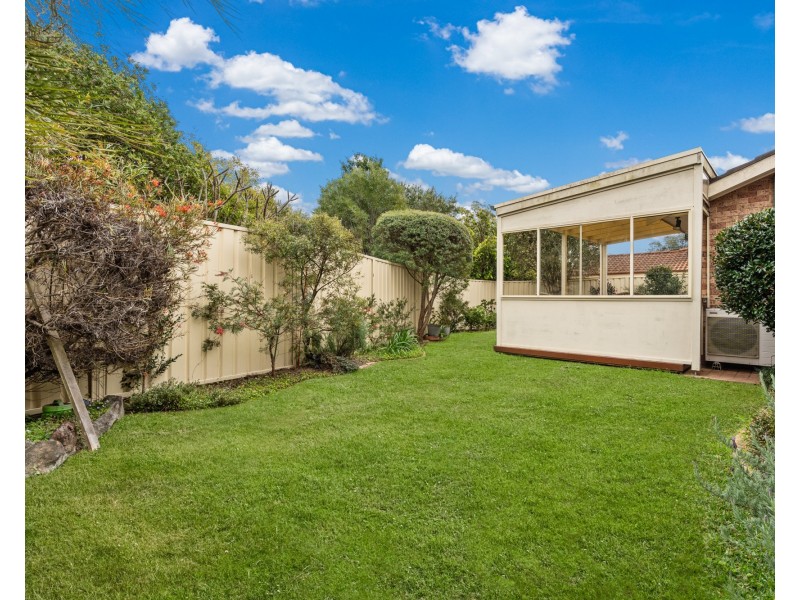 2/15 Ashburn Close, Lisarow NSW 2250